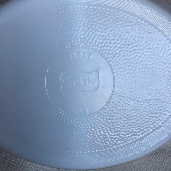 Milk Glass Green Daisy Divided Casserole Dish VTG - Picture 3 of 7